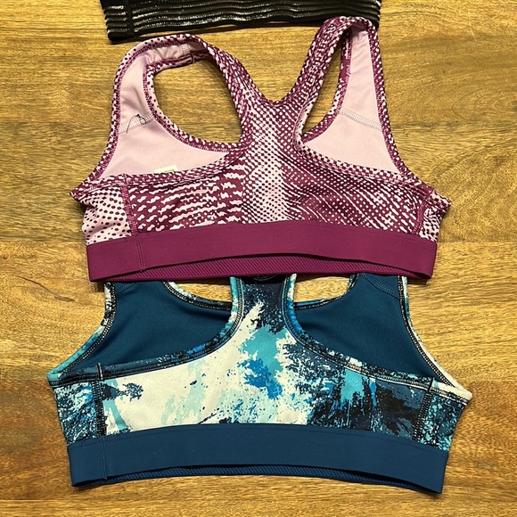 Nike sports bra lot - Picture 5 of 8